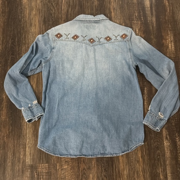 YELLOWSTONE Lucky Jean Shirt - S - EUC!!!! - Picture 5 of 6